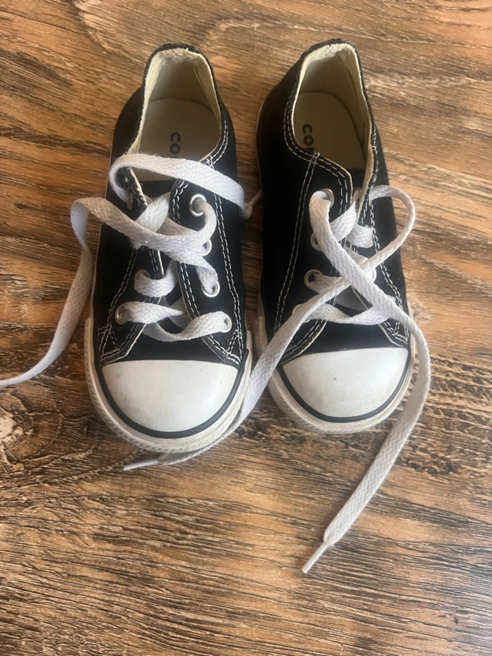 Converse Kids-baby  Black and White Canvas Lace-Up Sneakers